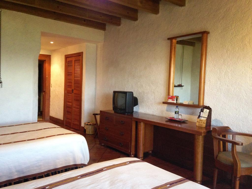Hotel Posada De Don Rodrigo Panajachel Zewnętrze zdjęcie
