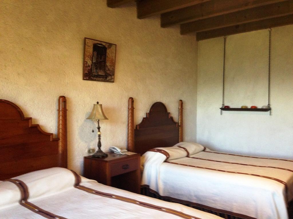 Hotel Posada De Don Rodrigo Panajachel Zewnętrze zdjęcie